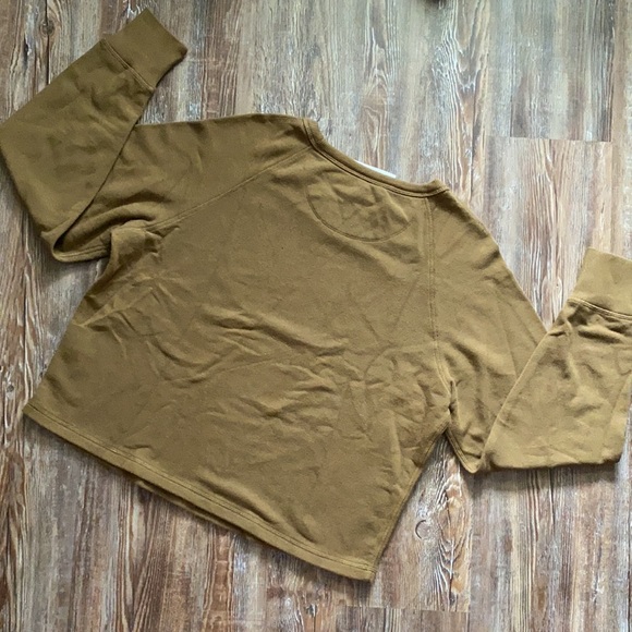 MadeWell Comfy Long Sleeve Pullover Sweatshirt - Picture 3 of 3